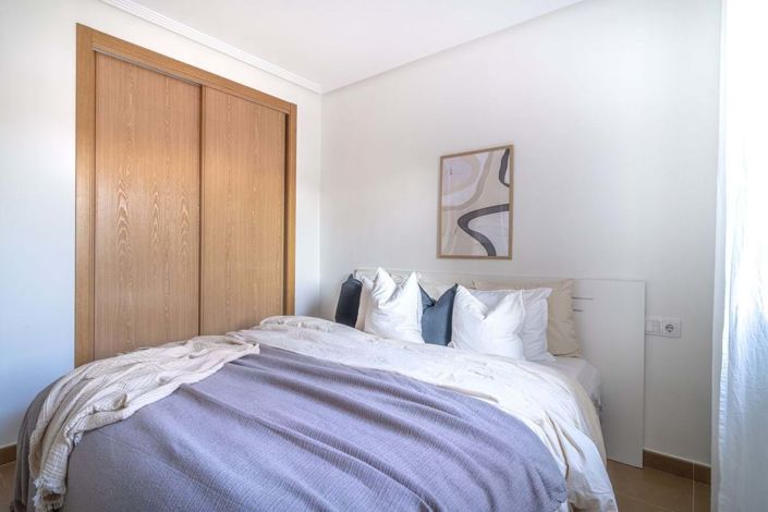 Image No.13-2 Bed Apartment for sale