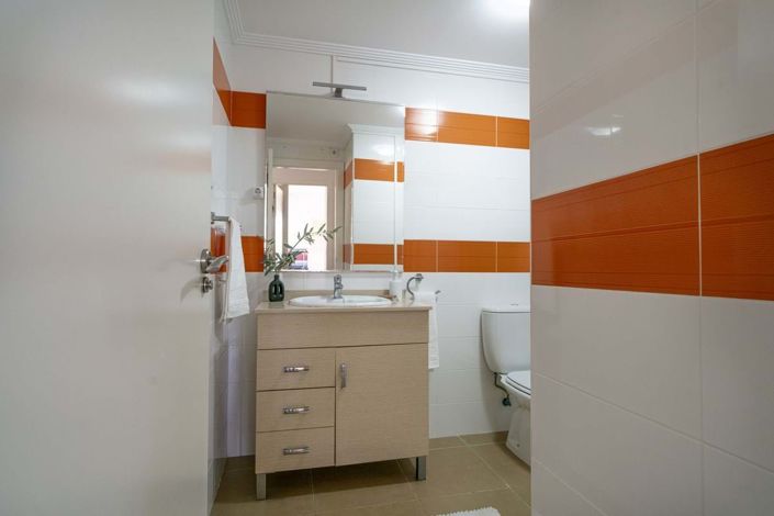 Image No.18-2 Bed Apartment for sale