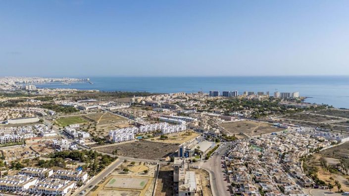 Image No.30-2 Bed Apartment for sale