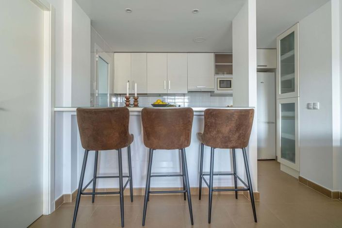 Image No.9-2 Bed Apartment for sale