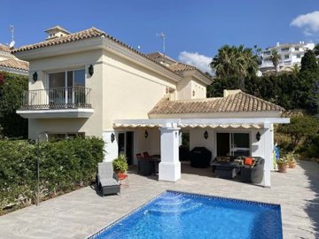 Villa de 5 chambres à vendre à Mijas Costa