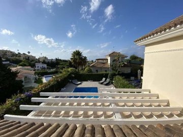 1447-623618-78d1f4f8b6655591b02d22fabb36a692d