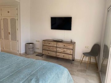 1447-623618-78d1f4f8b6655591b02d22fabb36a692d