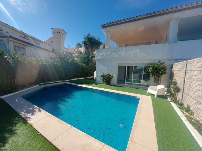 Image No.1-3 Bed Property for sale