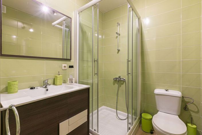 Image No.32-4 Bed Townhouse for sale