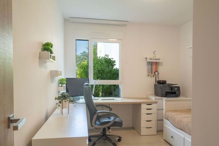 Image No.11-3 Bed Apartment for sale