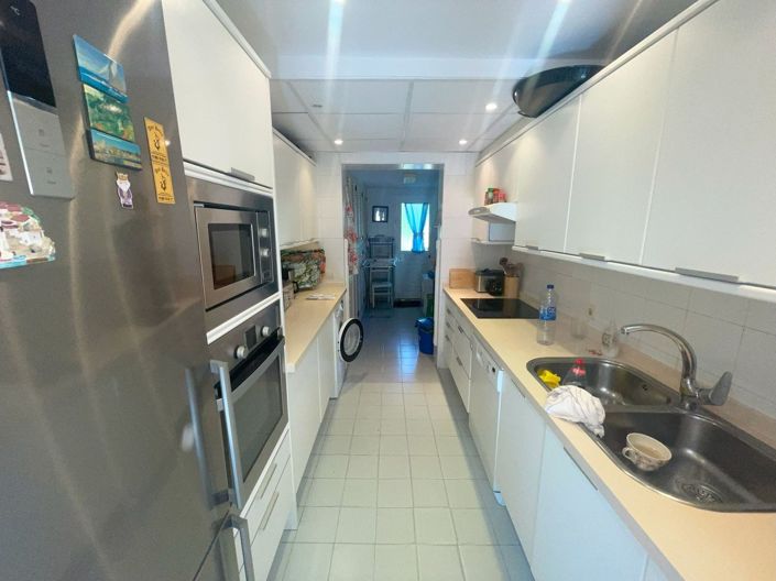 Image No.6-5 Bed Villa for sale