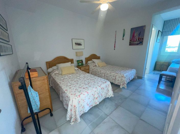 Image No.8-5 Bed Villa for sale