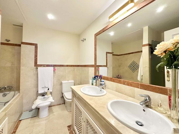 Image No.19-Appartement de 2 chambres à vendre à Casares