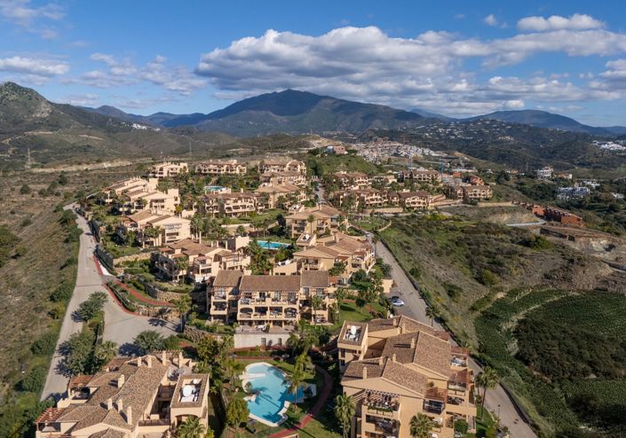 Image No.30-2 Bed Apartment for sale