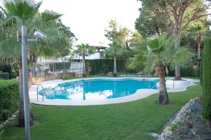 Image No.1-3 Bed Apartment for sale