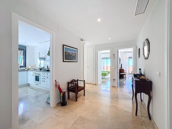 Image No.12-3 Bed Apartment for sale