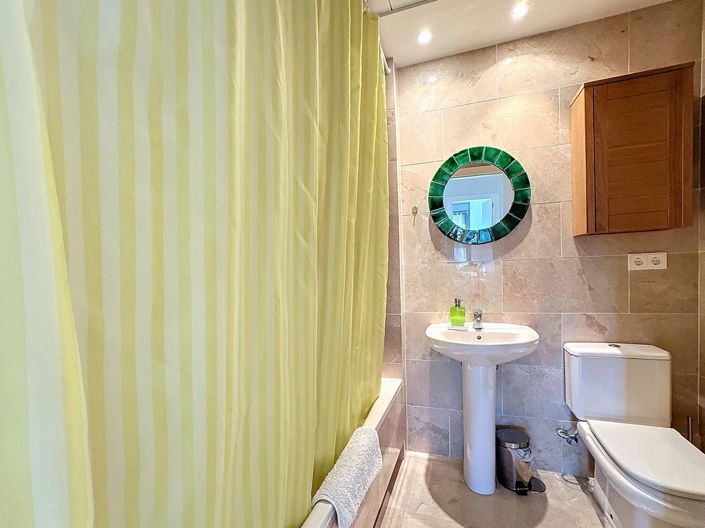 Image No.19-3 Bed Apartment for sale