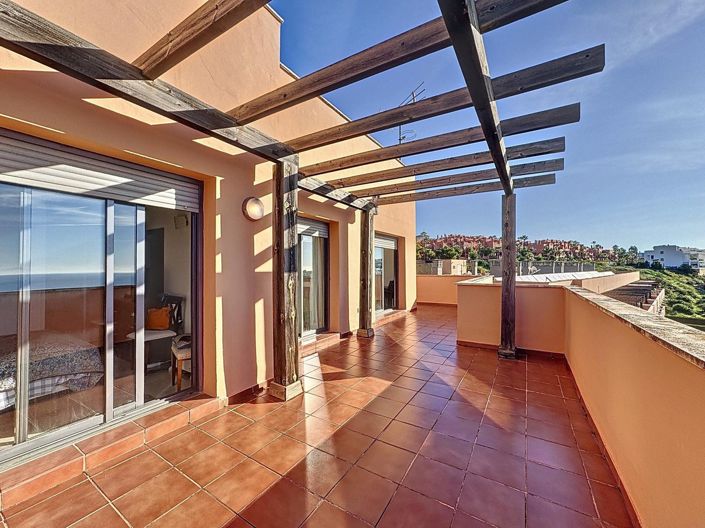 Image No.22-3 Bed Apartment for sale