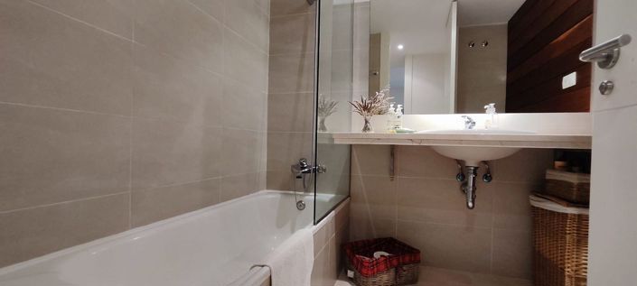 Image No.11-3 Bed Apartment for sale