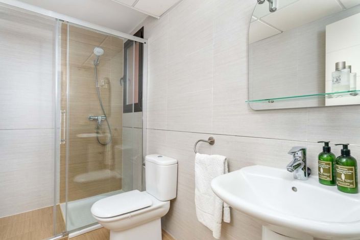 Image No.21-2 Bed Apartment for sale