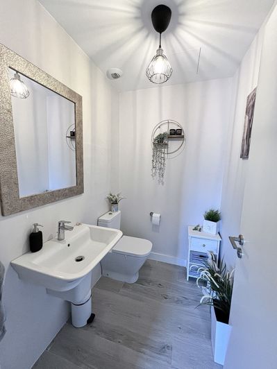 Image No.13-3 Bed Townhouse for sale