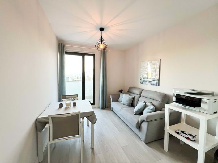 Image No.35-3 Bed Townhouse for sale