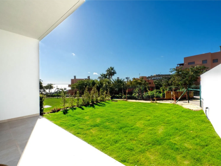 Image No.1-3 Bed Villa for sale