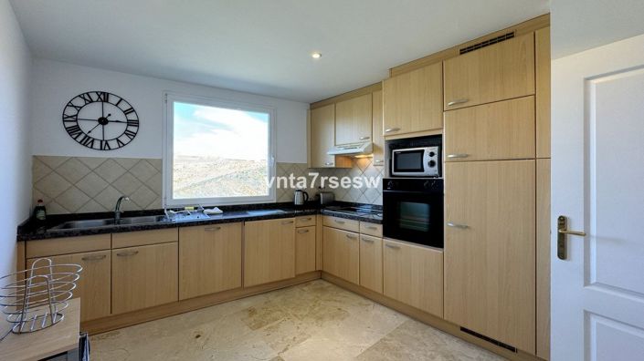 Image No.16-2 Bed Apartment for sale