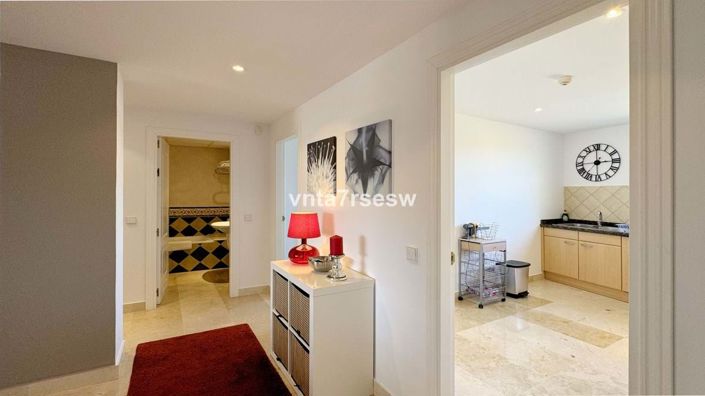 Image No.17-2 Bed Apartment for sale