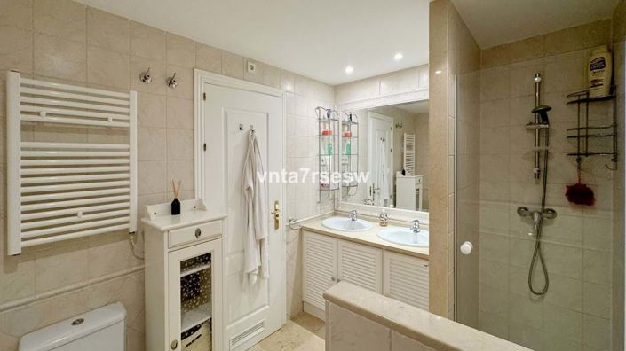 Image No.24-2 Bed Apartment for sale