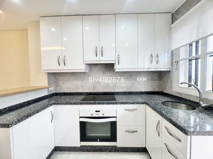 Image No.10-2 Bed Townhouse for sale