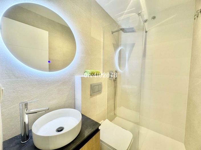 Image No.18-2 Bed Townhouse for sale