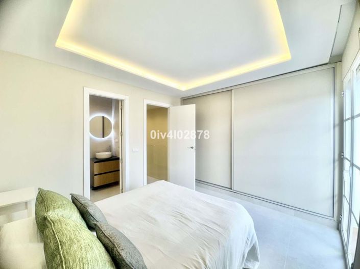 Image No.19-2 Bed Townhouse for sale