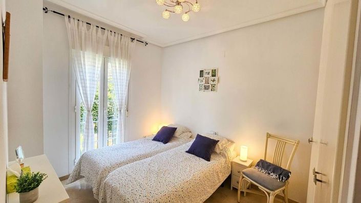 Image No.23-3 Bed Semi-Detached for sale