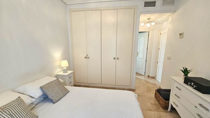 Image No.28-3 Bed Semi-Detached for sale