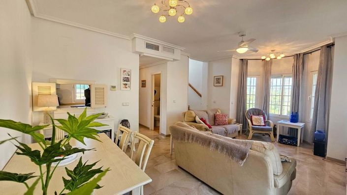 Image No.5-3 Bed Semi-Detached for sale