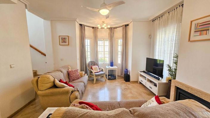 Image No.9-3 Bed Semi-Detached for sale