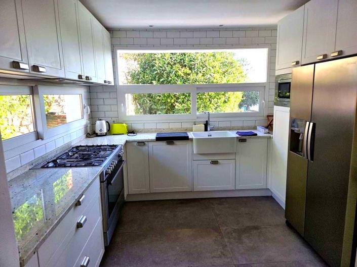 Image No.6-4 Bed Villa for sale