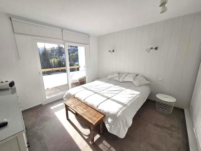 Image No.11-4 Bed Villa for sale