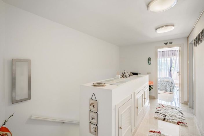 Image No.21-3 Bed Townhouse for sale