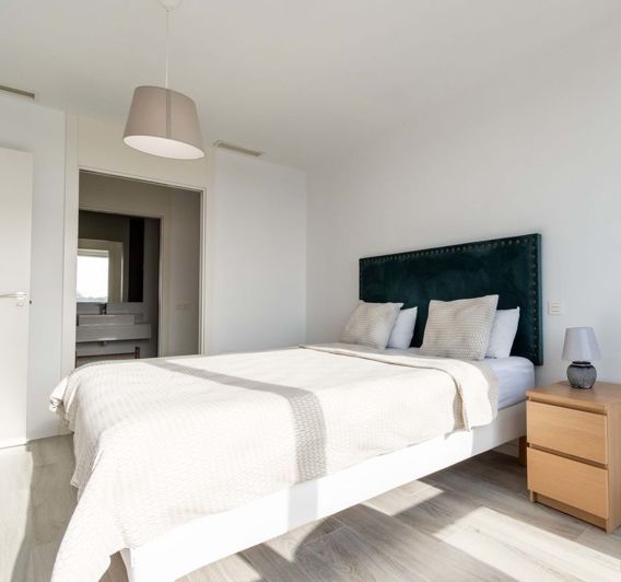 Image No.25-3 Bed Townhouse for sale