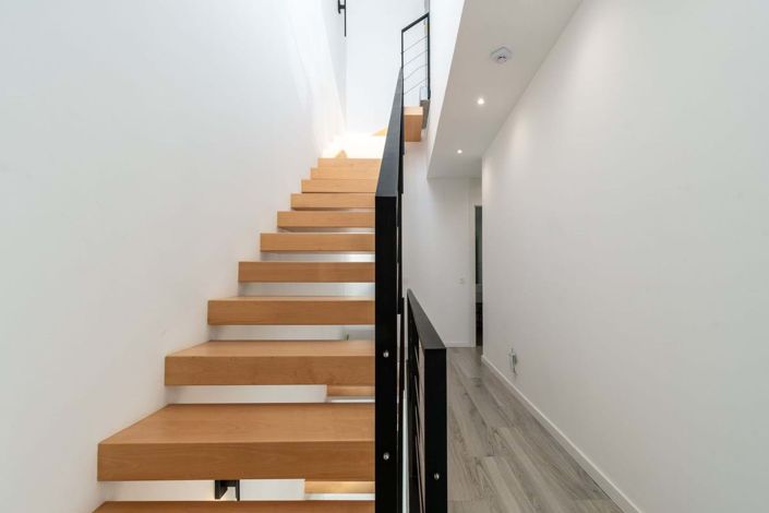 Image No.29-3 Bed Townhouse for sale