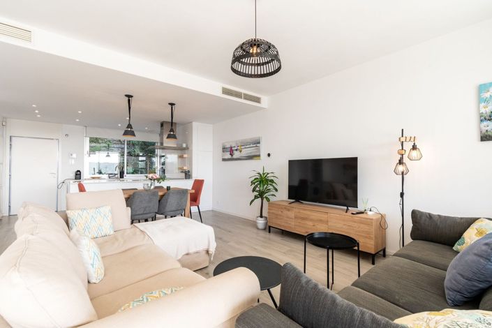 Image No.6-3 Bed Townhouse for sale