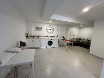 1447-624222-78d1f4f8b6655591b02d22fabb36a692d