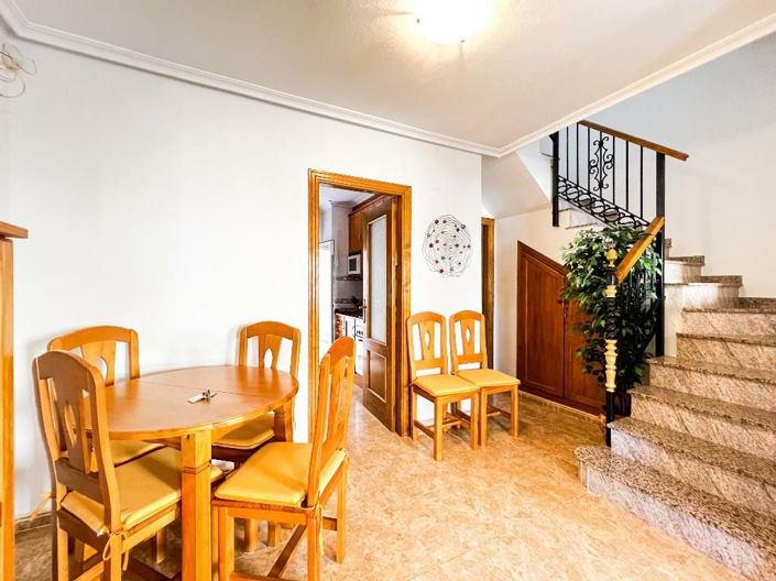 Image No.10-3 Bed Townhouse for sale