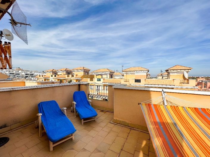 Image No.23-3 Bed Townhouse for sale