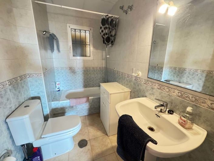 Image No.10-2 Bed Apartment for sale