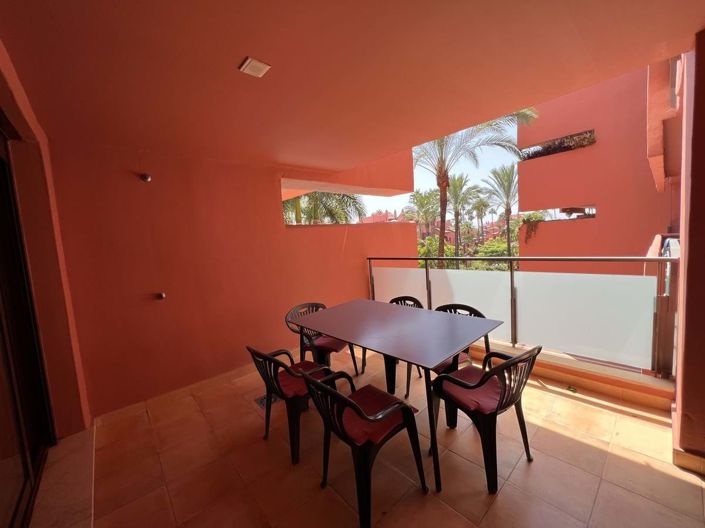 Image No.3-Appartement de 3 chambres à vendre à Estepona