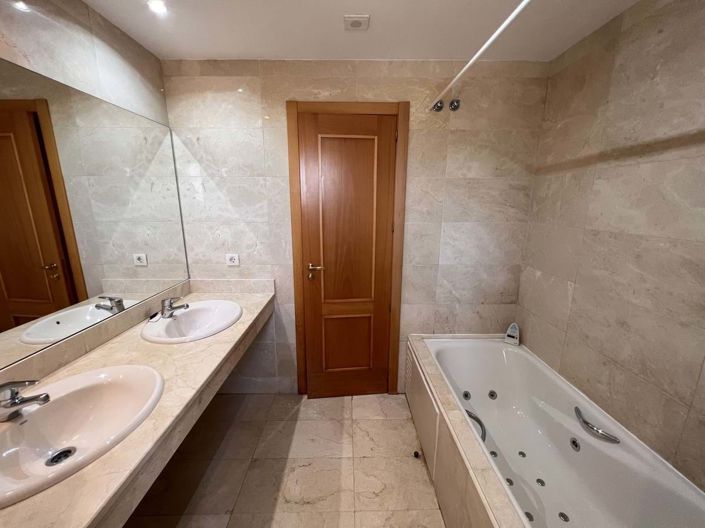 Image No.9-Appartement de 3 chambres à vendre à Estepona