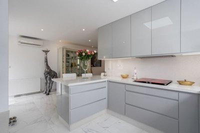 1447-623824-78d1f4f8b6655591b02d22fabb36a692d