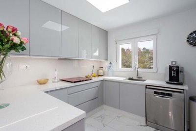 1447-623824-78d1f4f8b6655591b02d22fabb36a692d