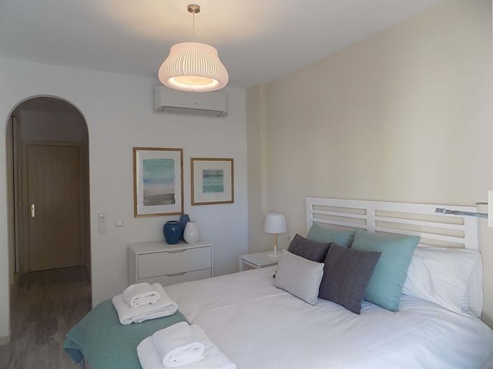 Image No.11-2 Bed Apartment for sale