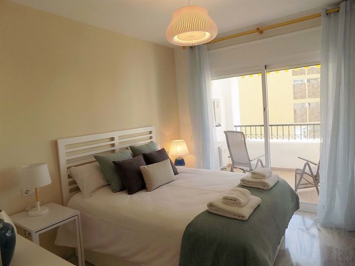 Image No.12-2 Bed Apartment for sale