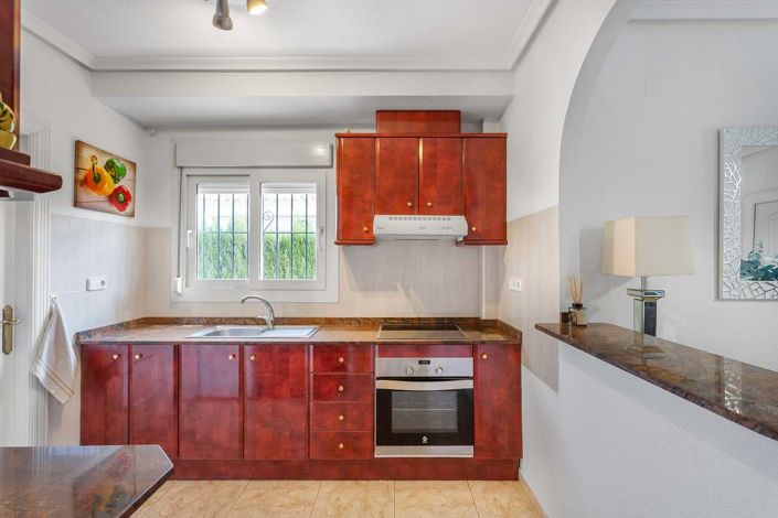 Image No.10-3 Bed Villa for sale